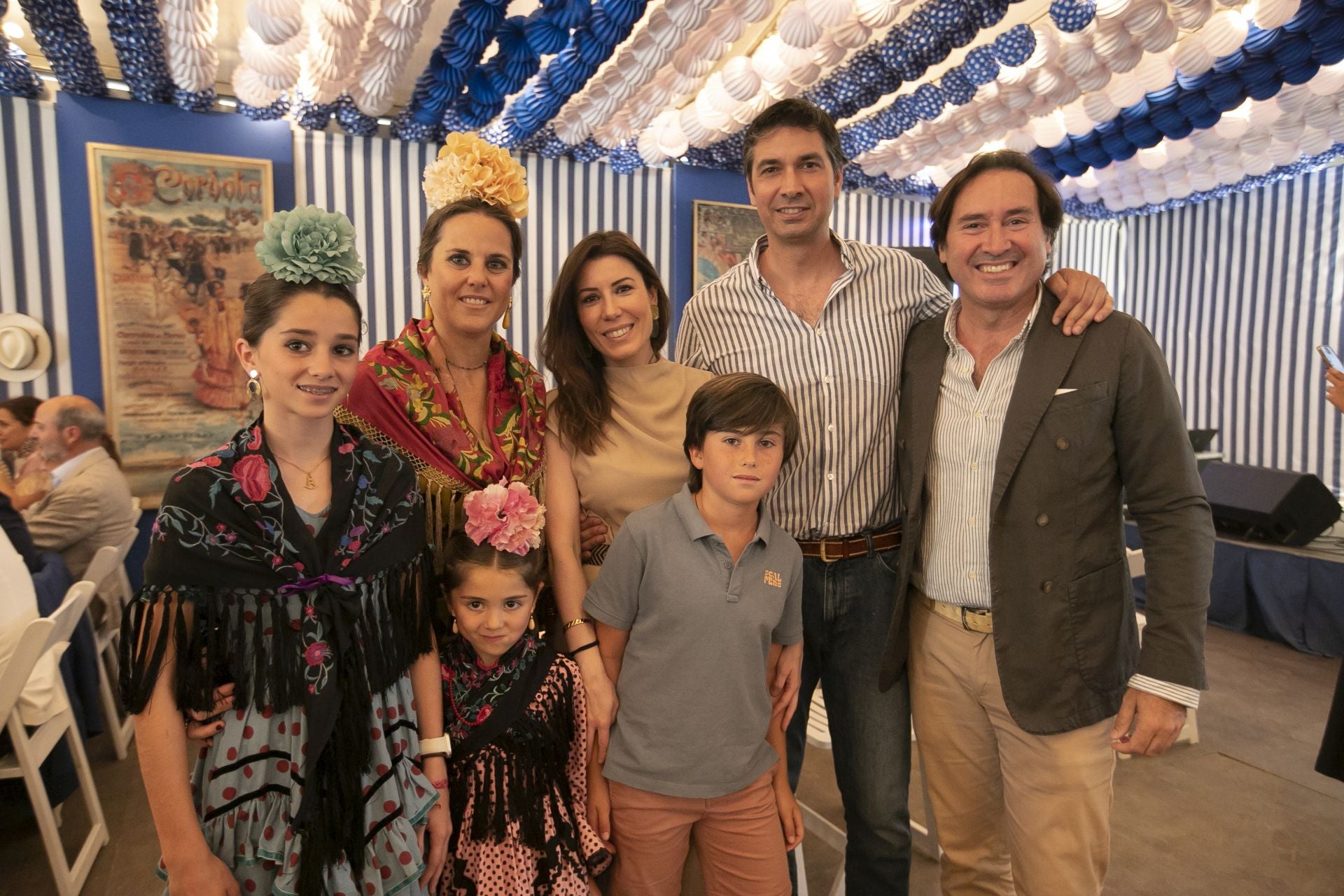 El animado ambiente en las casetas el jueves de la Feria de Córdoba, en imágenes