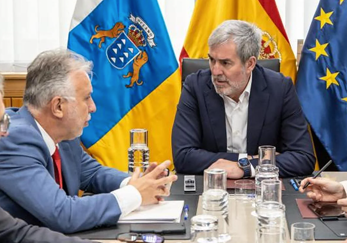 El ministro de Política Territorial Ángel Víctor Torres y el presidente de Canarias Fernando Clavijo durante una reunión en Las Palmas