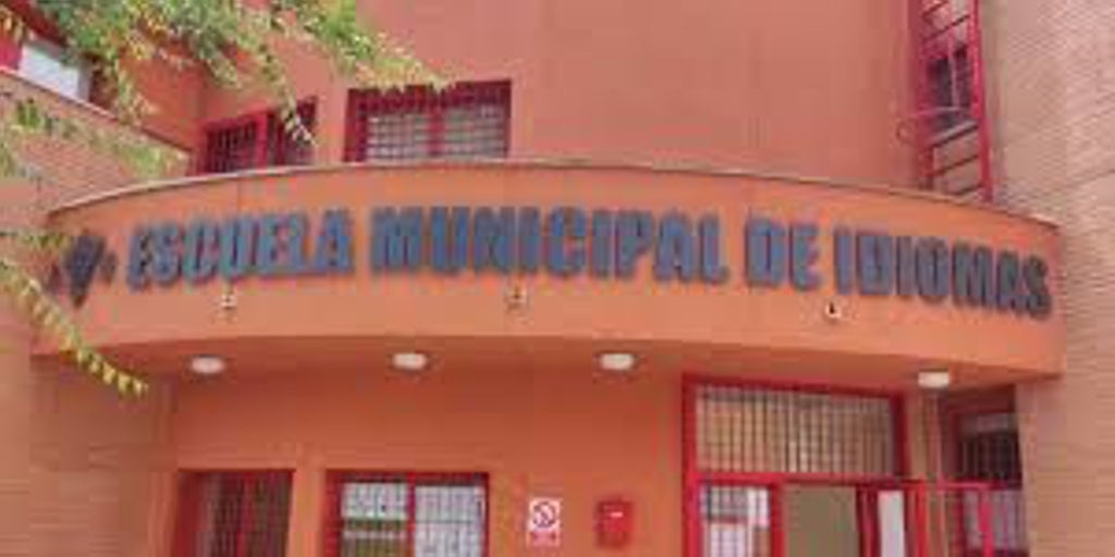 La escuela municipal de idiomas del polígono tendrá un nuevo profesor el próximo curso 2025/2026