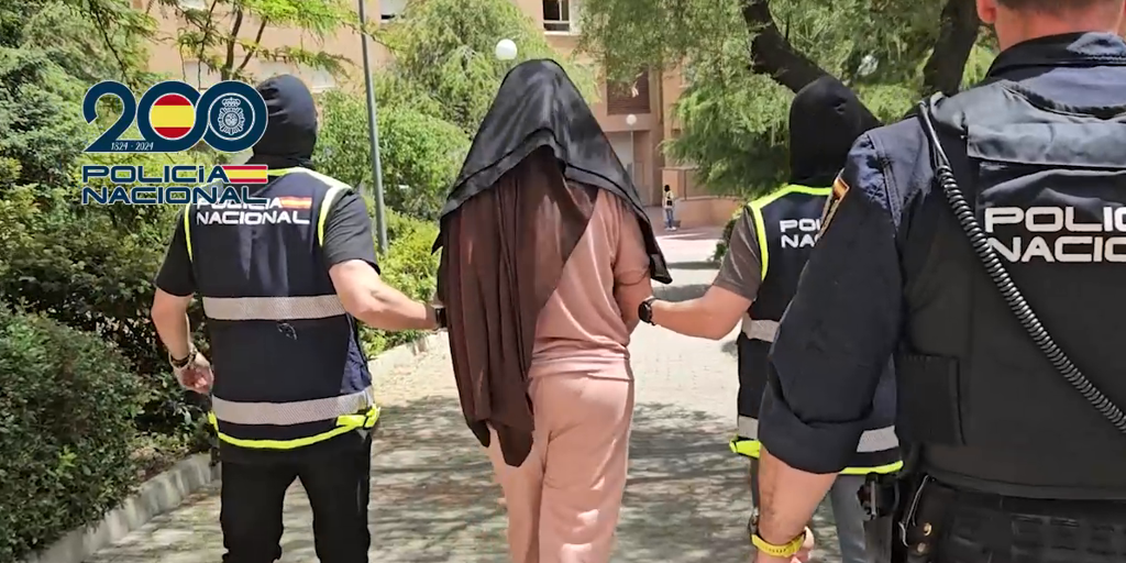 Detenidas dos mujeres en alcorcón que habían creado una academia de la yihad dirigida a mujeres