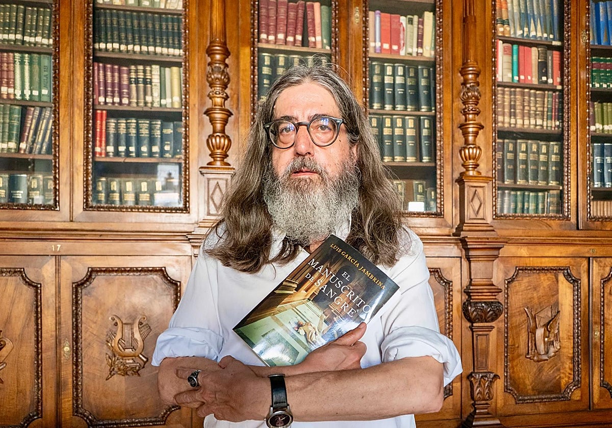 El escritor zamorano Luis García Jambrina