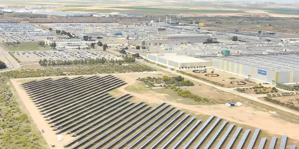 China prepara el desembarco de más de 1. 500 trabajadores en la mayor gigafactoría que se construirá en españa