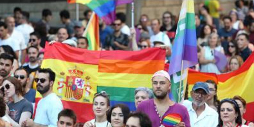 El colectivo LGTBIAQ+ contra el nuevo Estatuto de Autonomía: «Las políticas del odio están ganando la batalla»