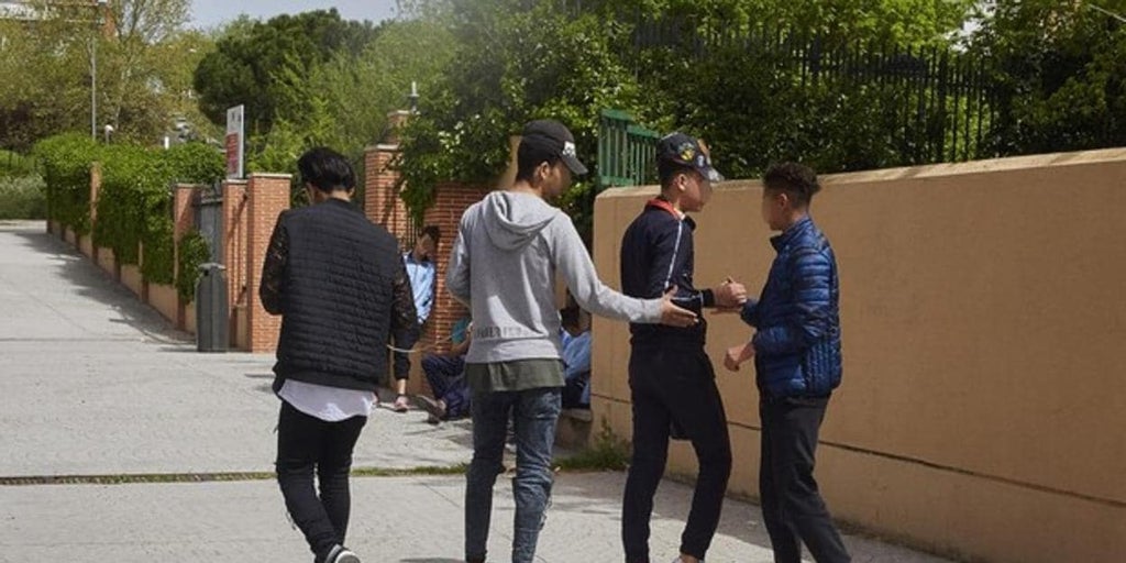 La comunidad de madrid solicita al gobierno la repatriación de 19 menores inmigrantes: «no han conseguido integrarse»
