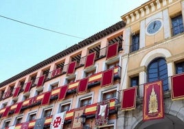 Las obras de la Delegación del Gobierno impiden colgar los reposteros del Corpus de Toledo por razones de seguridad