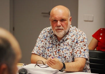 Tras el éxito de la tasa a los autobuses en Toledo, IU insta a implantar otra para las viviendas turísticas