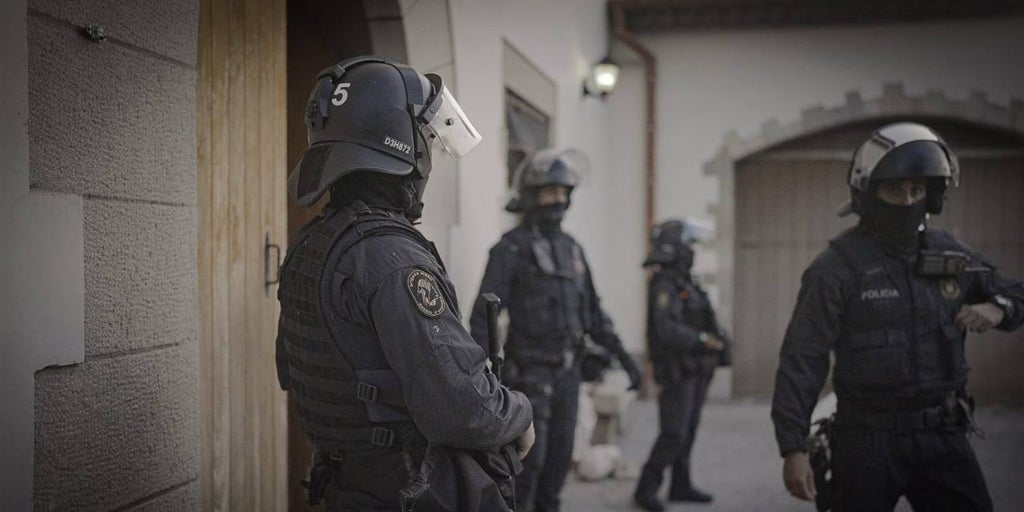 Macrooperativo contra el tráfico de drogas y armas en cataluña