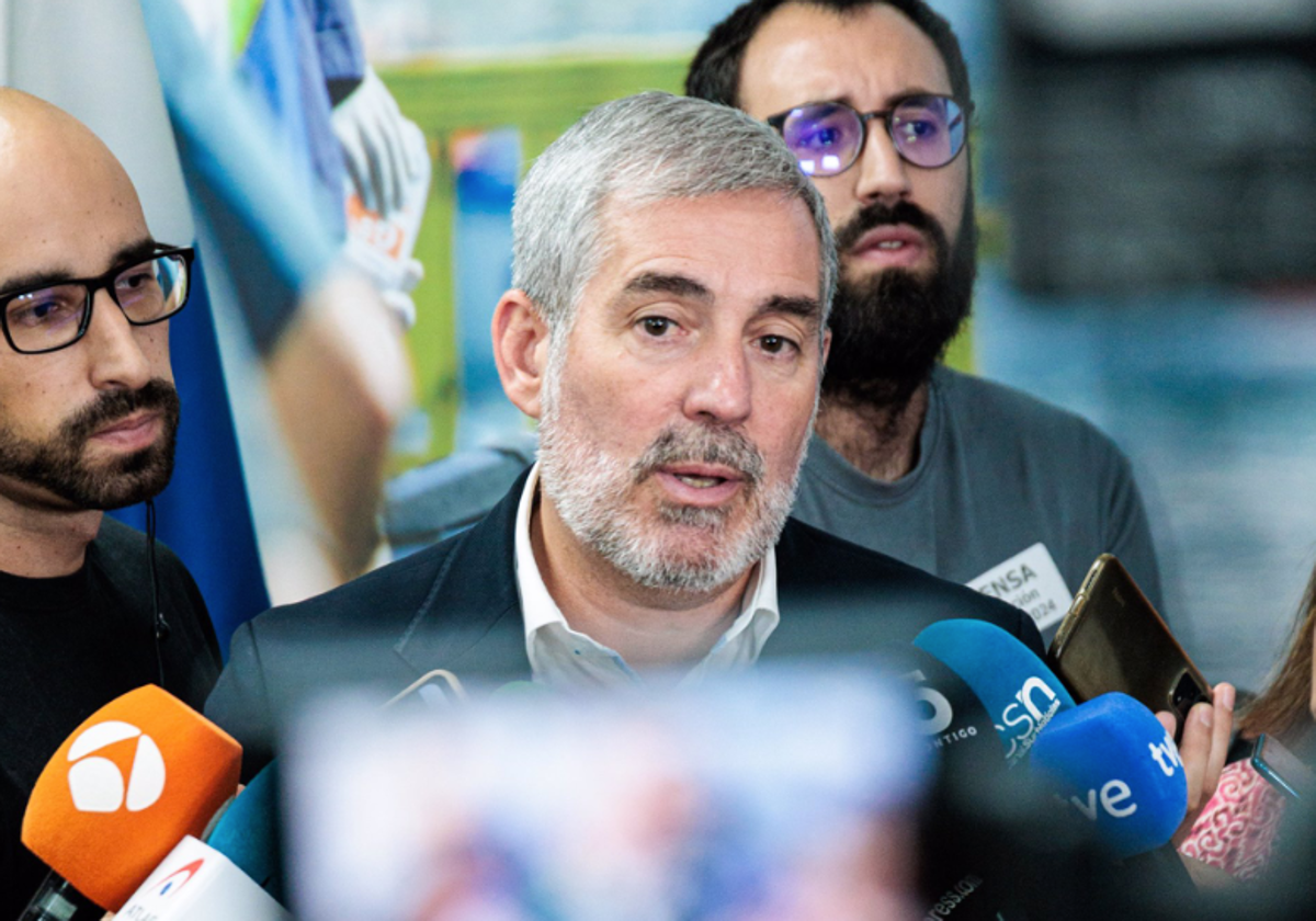 Clavijo prevé «una situación insostenible»en Canarias si el Estado «sigue sin hacer nada y poniendo excusas» con los menores migrantes