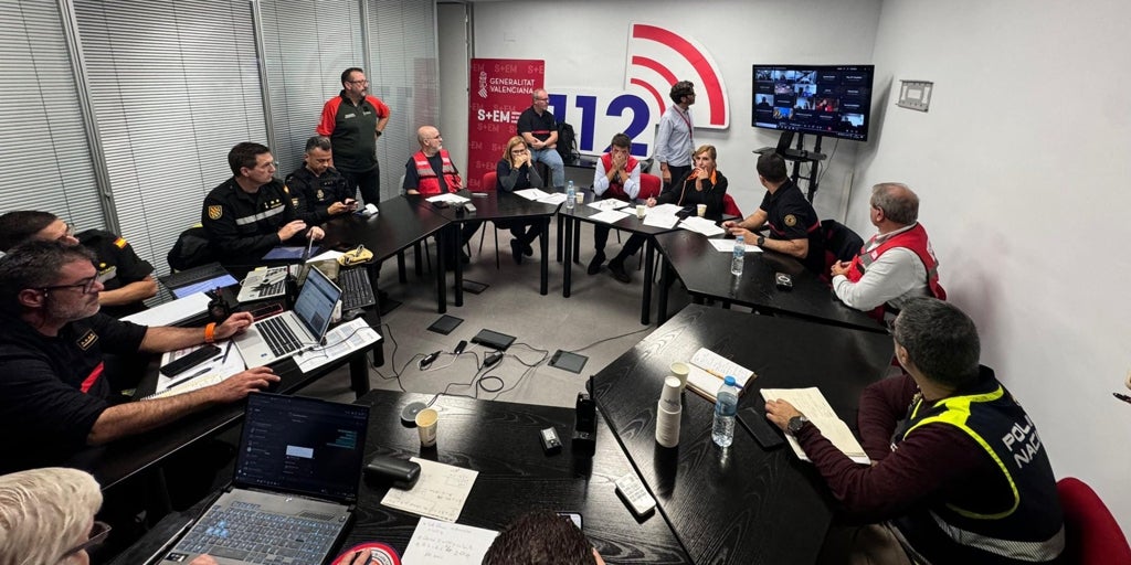 Las horas más críticas de la dana en el Cecopi: «Si hemos confinado por un puto virus, ¿no vamos a hacerlo por esto?»