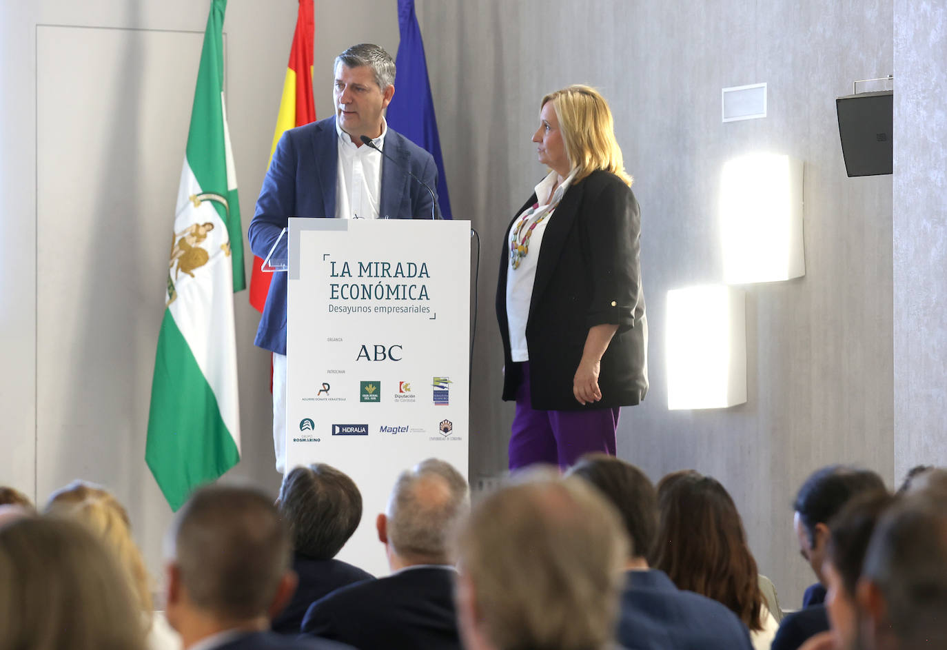 La participación de la viceconsejera de Agricultura en la Mirada Económica, en imágenes
