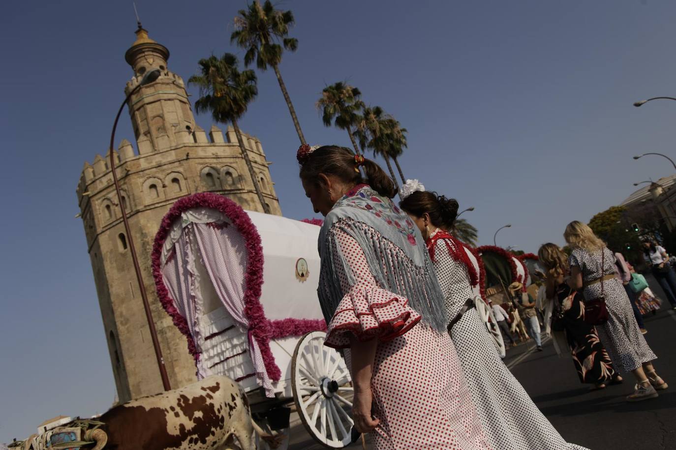 Salida de la Hermandad del Rocío de Sevilla en su peregrinación a la Aldea del Rocío