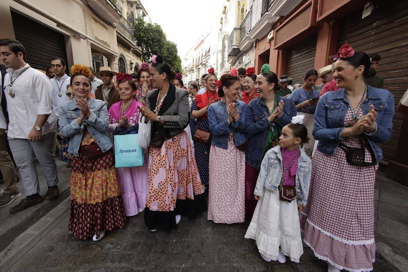 Salida de la Hermandad del Rocío de Sevilla en su peregrinación a la Aldea del Rocío