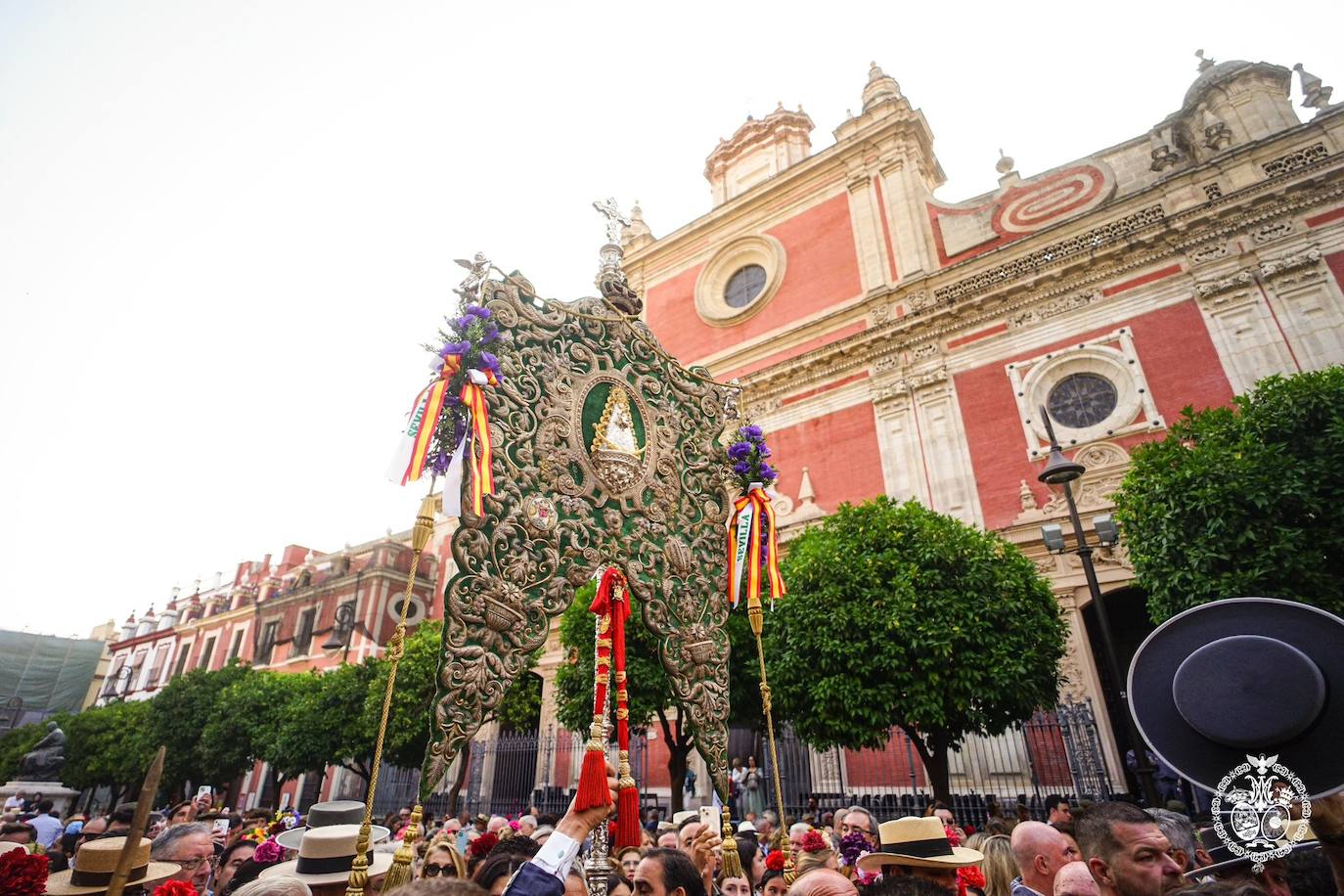 Misa de Romeros de la hermandad del Rocío de Sevilla