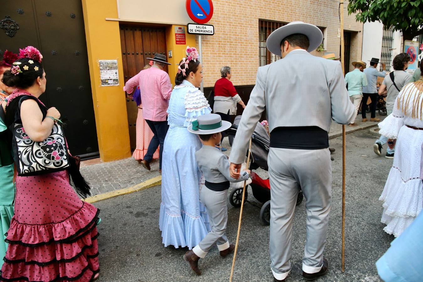 Primeros momentos de la peregrinación de la Hermandad del Rocío del Cerro del Águila
