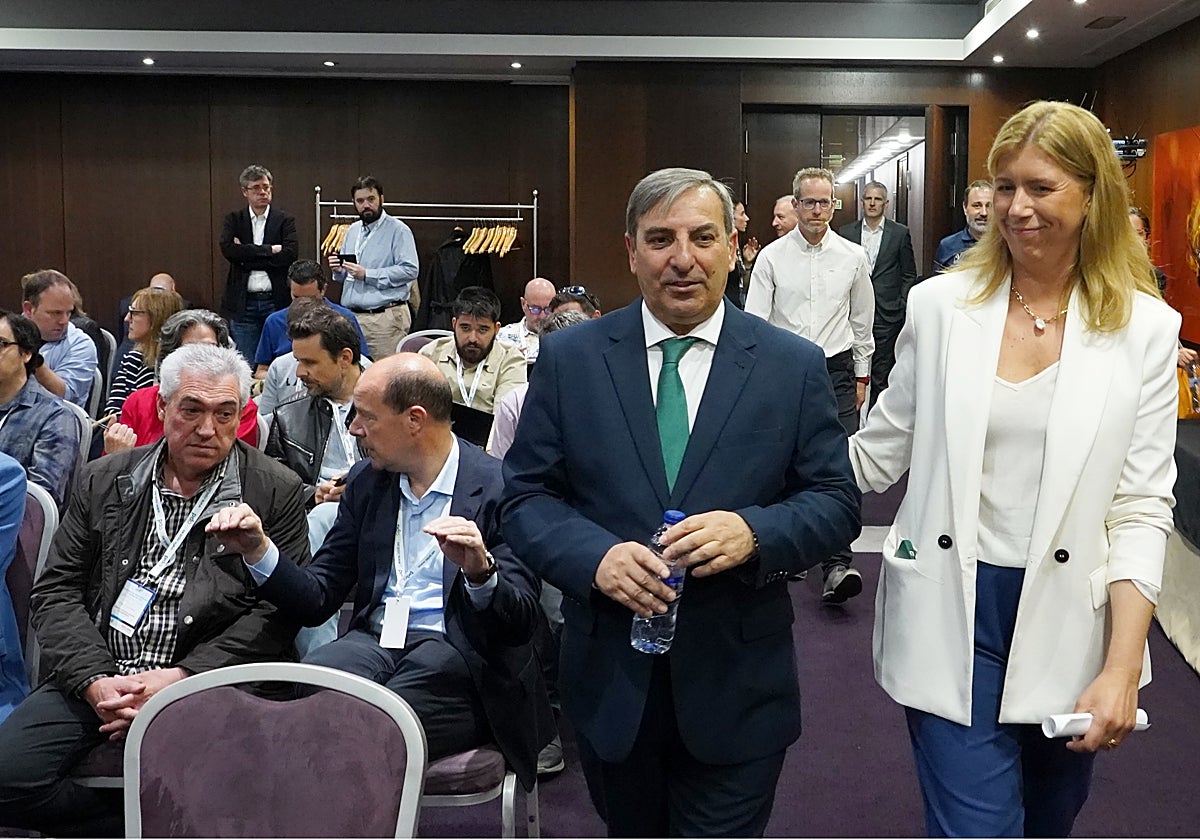 El consejero de Movilidad y Transformación Digital, José Luis Sanz Merino, inaugura la jornada ''Estrategias de ciber-resiliencia y seguridad del dato'', organizada por la Asociación para el Progreso de la Dirección