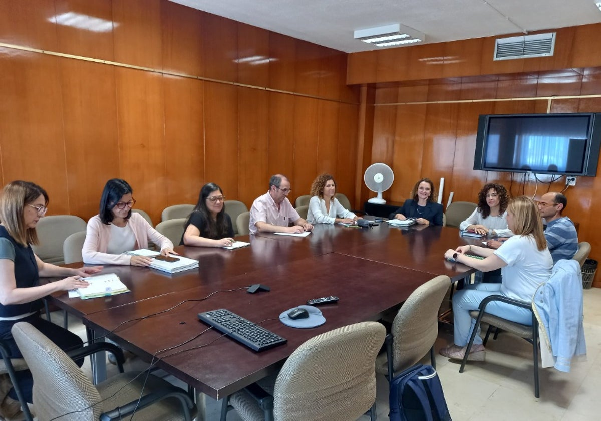 Reunión de trabajo entre la Administración autonómica y el municipio