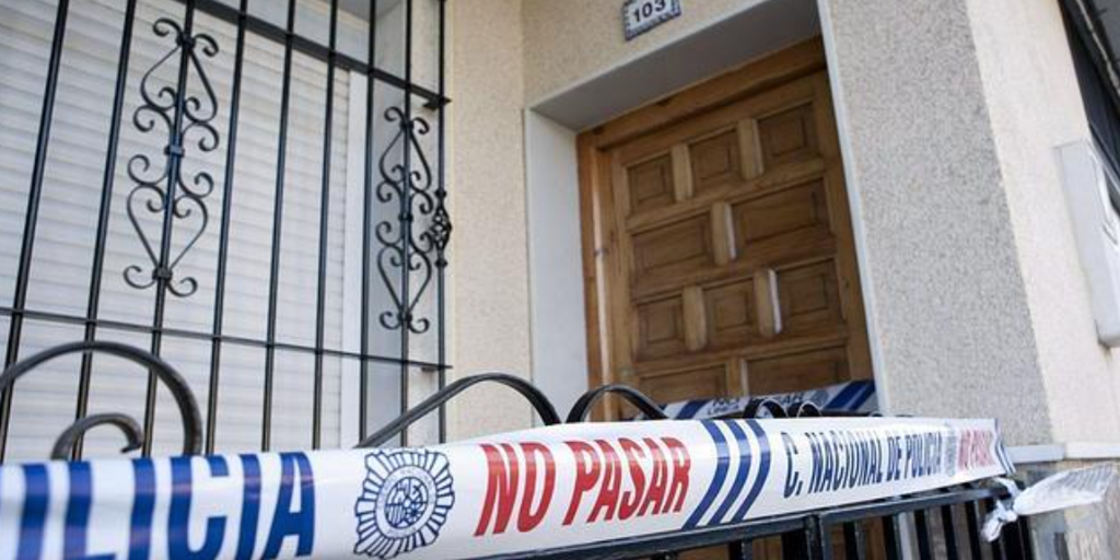 Un hombre asesina a su madre a cuchilladas en Tenerife