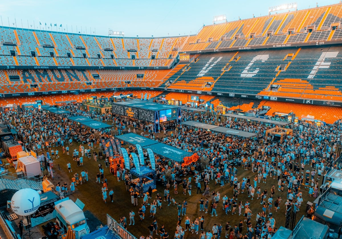 Imagen del estadio de Mestalla en Valencia durante The Champions Burger