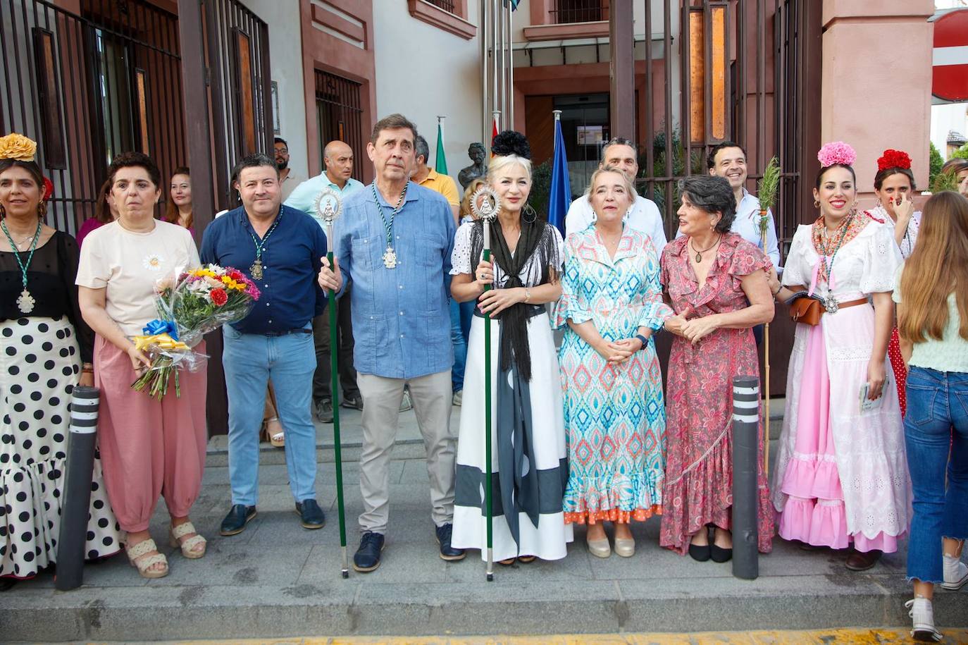 Salida de la hermandad de Pilas hacia la aldea del Rocío