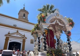 La devoción al Rocío son siete pasos en Villamanrique: de la gloria es peor volver