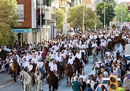 La hermandad de Huelva sale hacia la aldea: «Manuel, vámonos para el Rocío que Almonte y la Virgen nos espera»