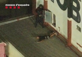 El crimen organizado francés cruza la frontera para proveer de armas a las redes de narcos que cultivan marihuana en Cataluña