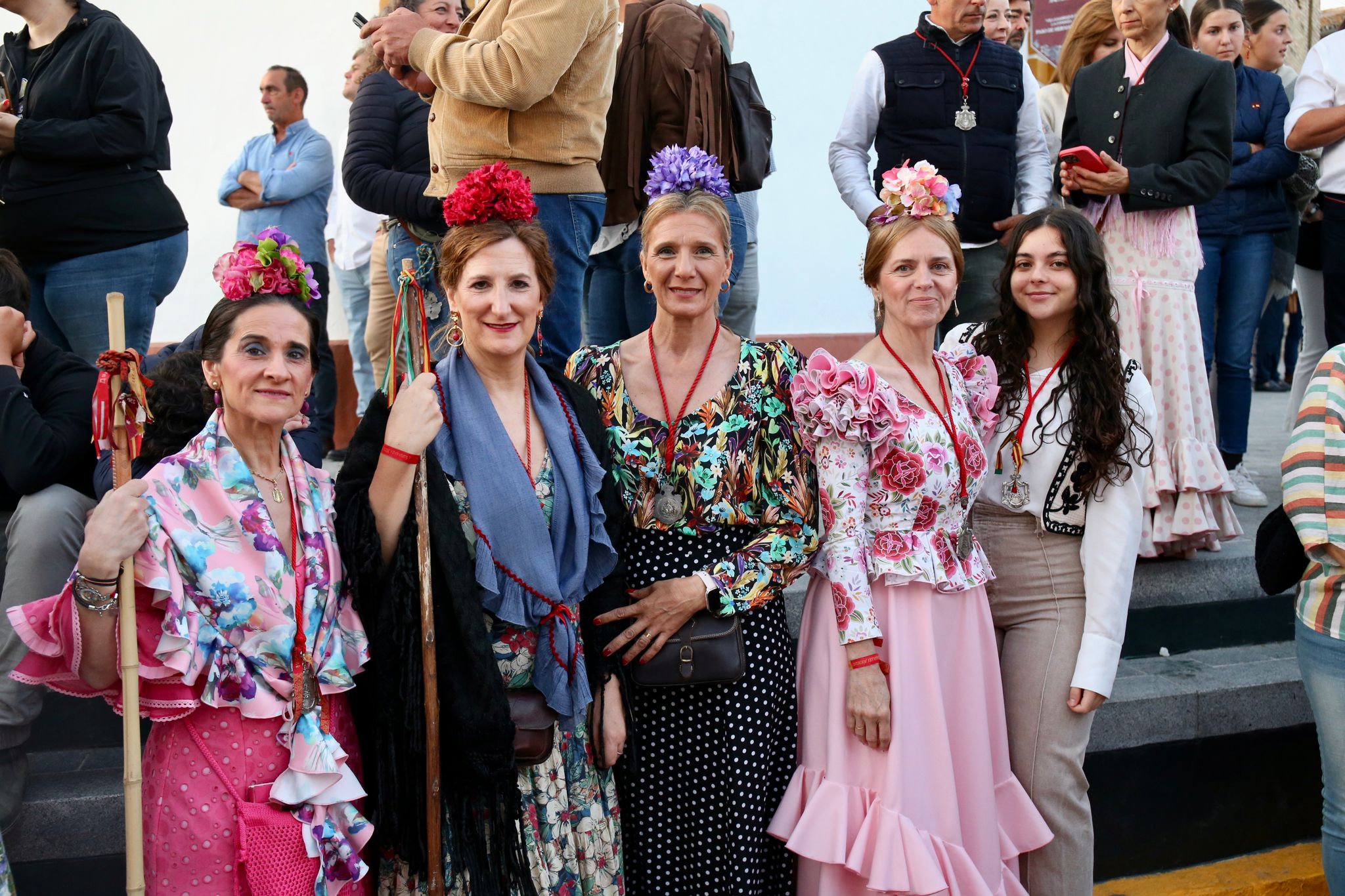 Sale Villamanrique, la última filial en ponerse en camino hacia el Rocío