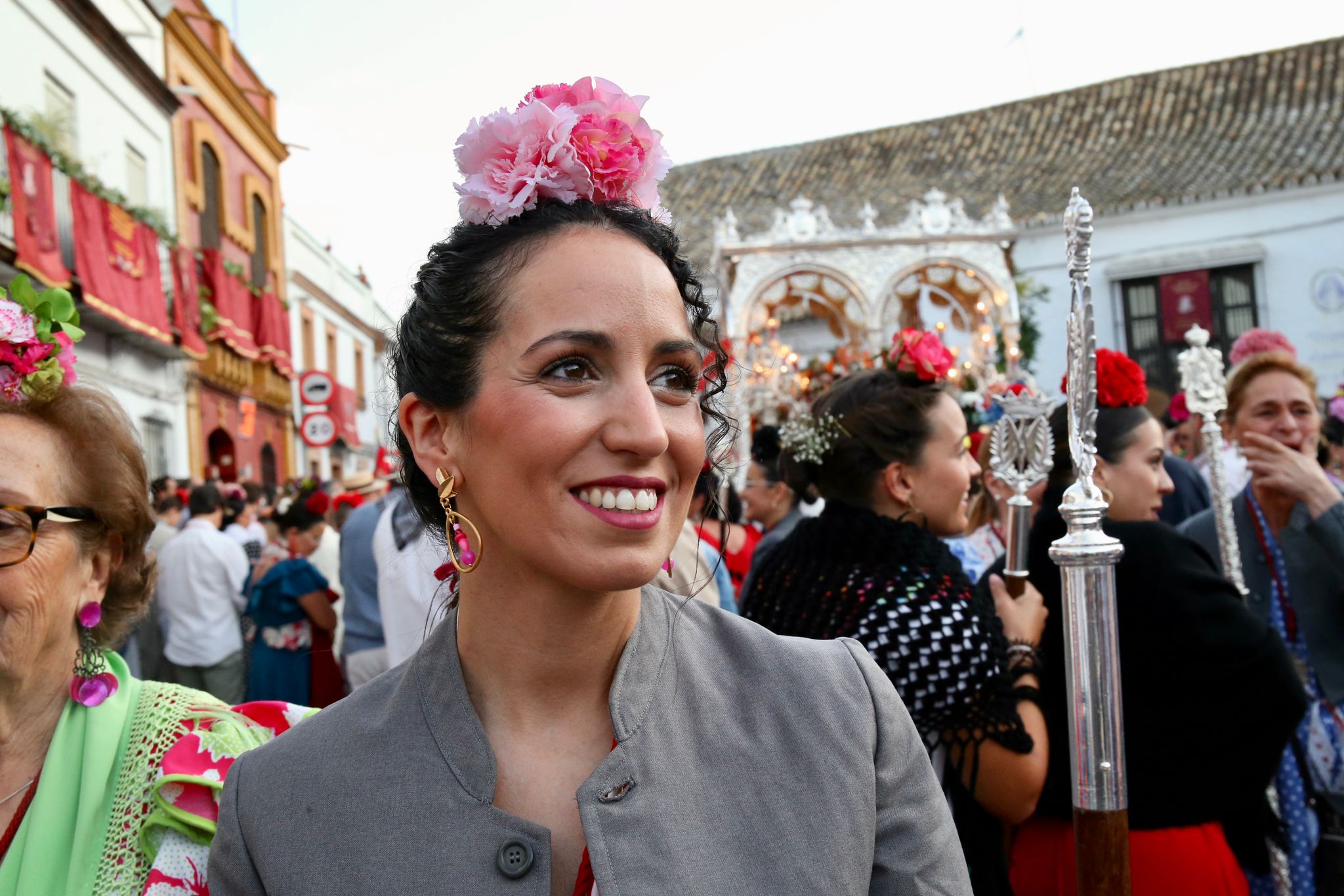 Sale Villamanrique, la última filial en ponerse en camino hacia el Rocío