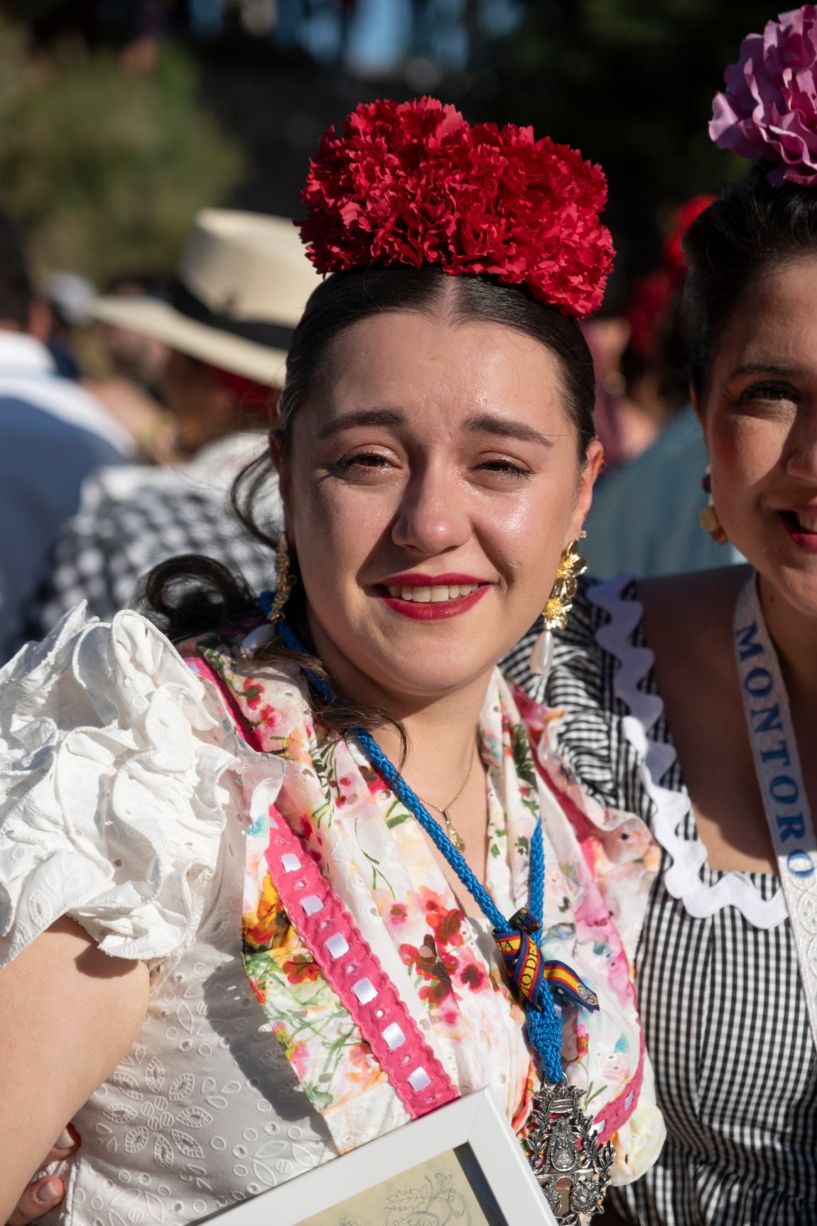 Emoción y fe a raudales en el paso del Quema de la hermandad del Rocío de Córdoba