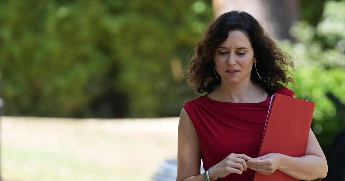 Ayuso se ratifica en su salida en la Conferencia de Presidentes por el uso de las lenguas cooficiales: «No se puede dar por normal lo que no lo es»
