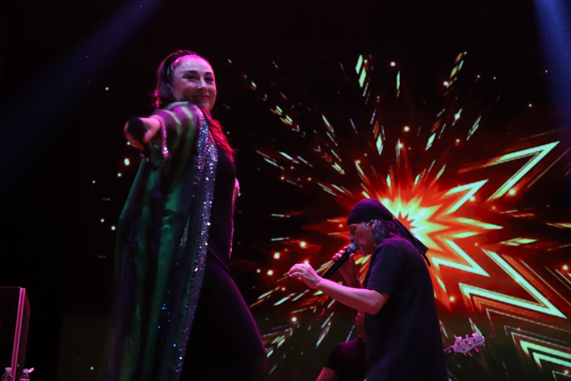 El espectacular concierto de Camela en Córdoba, en imágenes