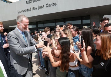 Felipe VI, en Móstoles con los Premios Princesa de Girona: la científica Gabriela Asturias y la empresaria Valentina Agudelo