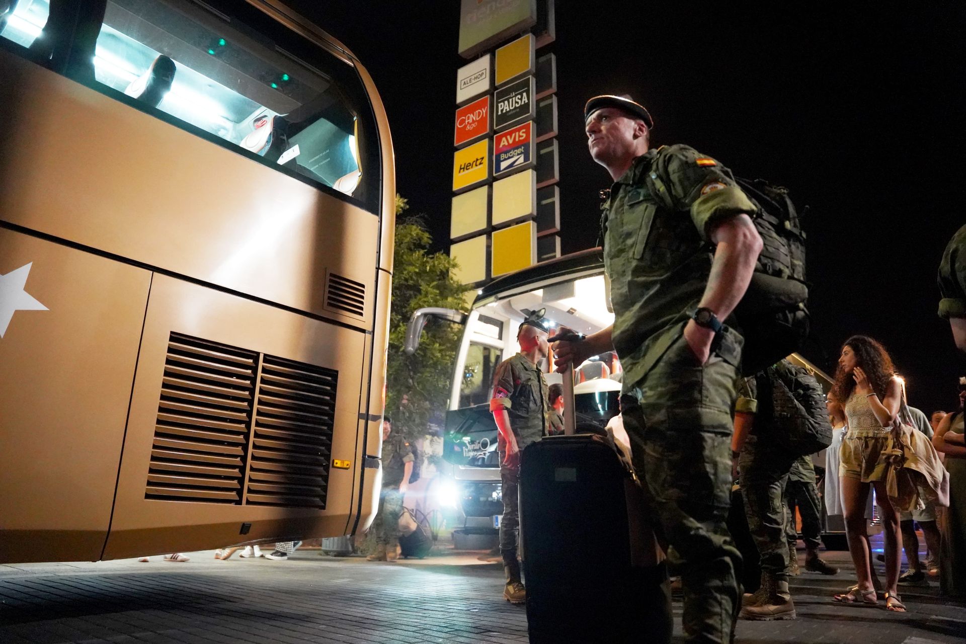 En imágenes, la sentida marcha del segundo contingente de la BRI X de Córdoba a Letonia
