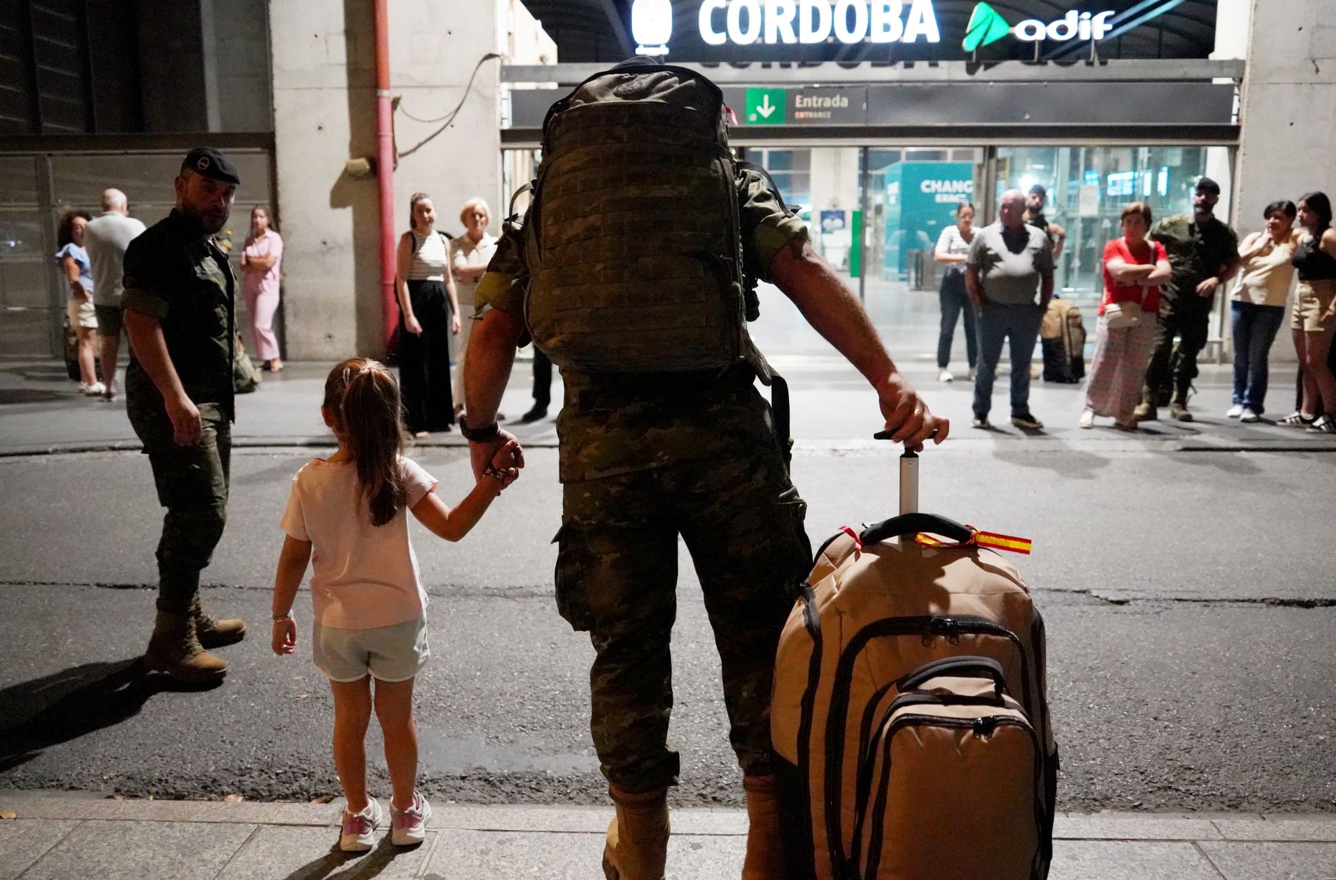 En imágenes, la sentida marcha del segundo contingente de la BRI X de Córdoba a Letonia