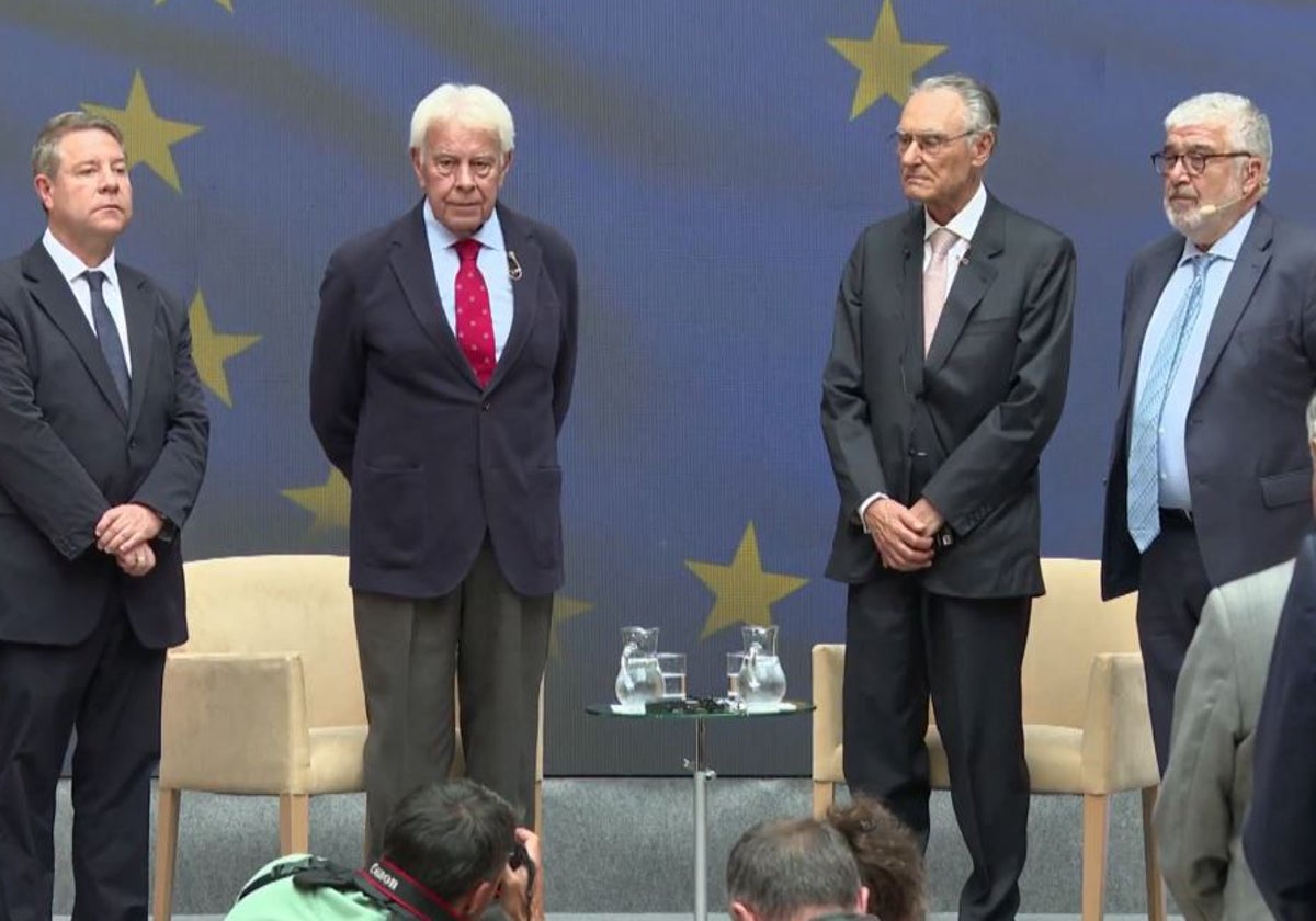 Page, Felipe González, Cavaco Silva y José Juan Ruiz este miércoles en el Palacio de Fuensalida