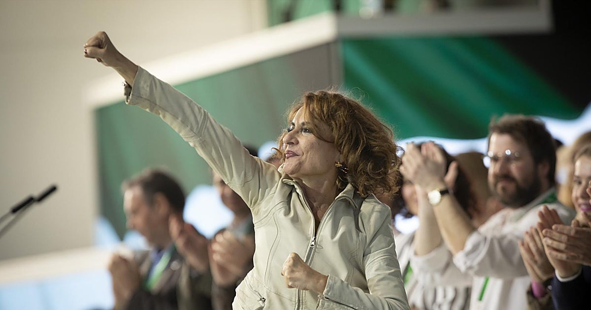 María Jesús Montero cambia de táctica para no quemarse: diez días fuera de  los focos tras propagar el bulo sobre la UCO