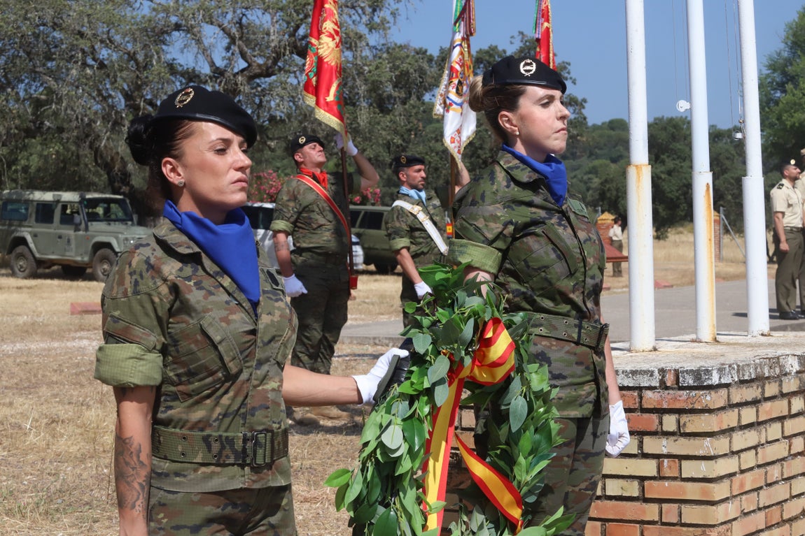 La brillante parada militar de la BRI X en Cerro Muriano, en imágenes