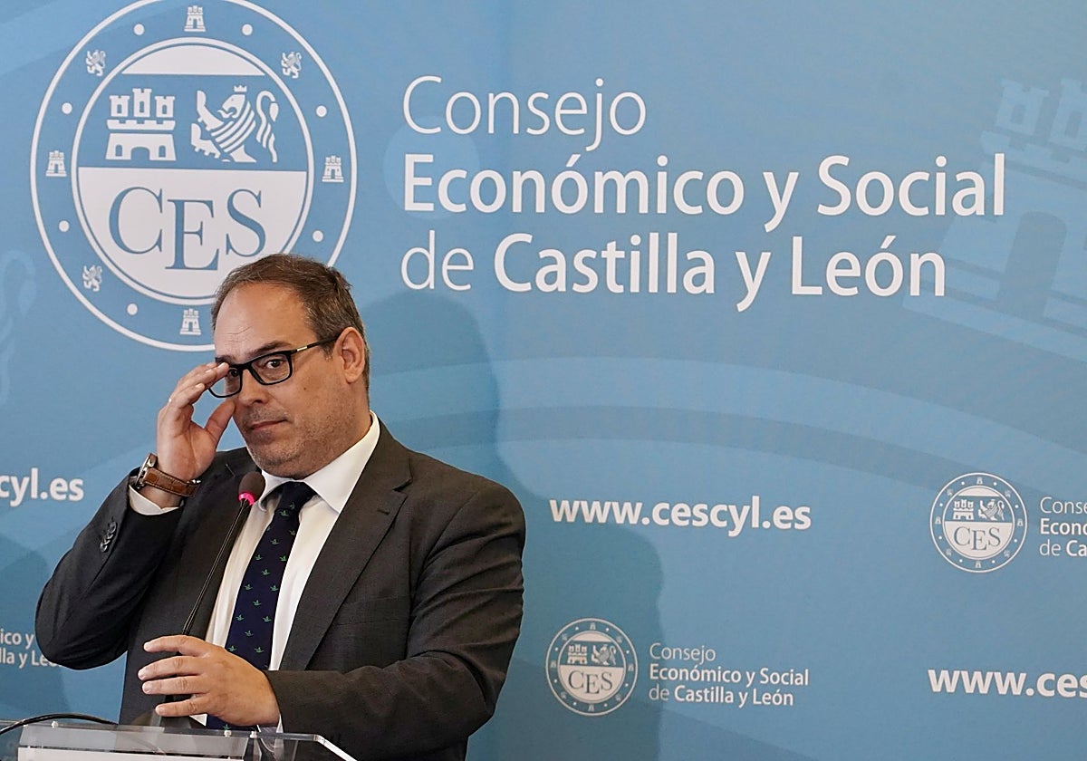 El comisionado del Gobierno de España para el Corredor Atlántico, José Antonio Sebastián