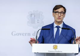 El PP catalán pide la comparecencia de Illa en el Parlament para que explique «el presunto entramado corrupto» del PSOE