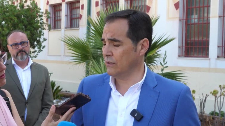 Nieto afirma que Montero "está en medio de la trama" del PSOE y le pide explicaciones