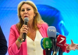 La Junta pregunta a María Jesús Montero qué sabía de la «trama corrupta» en Andalucía