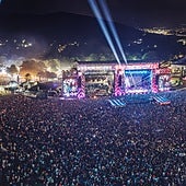 Amaral emociona y Estopa estalla: pop, rock, rumba y rave para decir adiós a O Son do Camiño