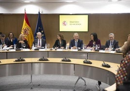 Los expertos refutan a María Jesús Montero: «Es una excusa aplazar la reforma de la financiación autonómica por que no hay consenso»