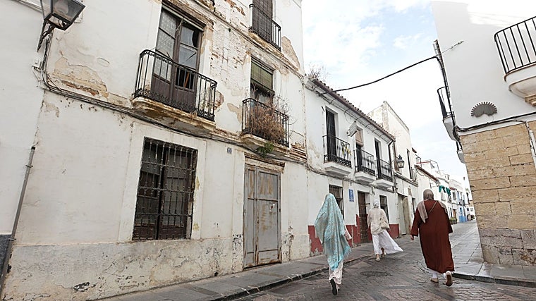 Puerta de una de las casas donde se han encontrado restos de la alcaicería de Córdoba