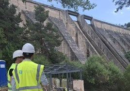 La CHD inicia la segunda fase del vaciado del embalse de El Tejo, en El Espinar (Segovia)