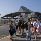 Albares sacó pecho de la solución de Gibraltar aunque la ideó Laya