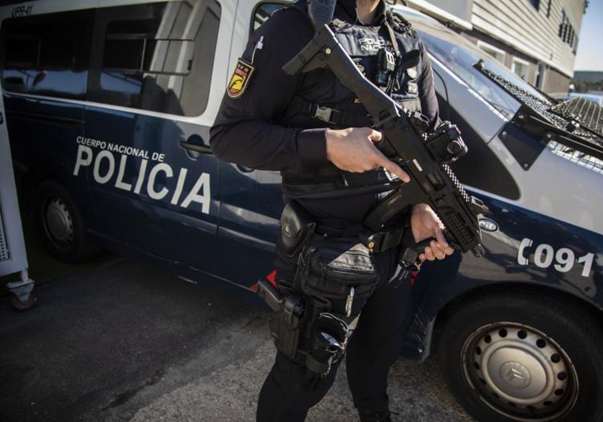 Imagen de archivo de un agente de la Policía Nacional