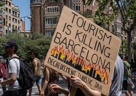Las protestas contra el turismo masivo en Barcelona dan la vuelta al mundo