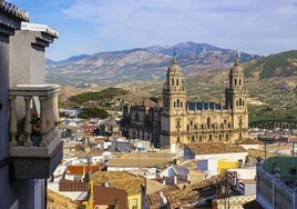 Jaén capital vive una noche tórrida con casi 26 grados de mínima y descenso térmico de apenas seis grados