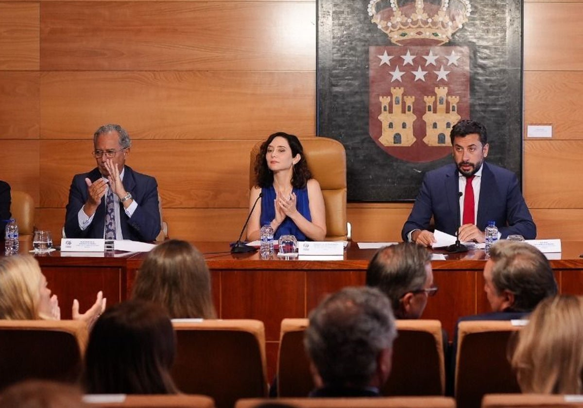 Isabel Díaz Ayuso ha presidido este jueves la reunión del Grupo Popular en la Asamblea
